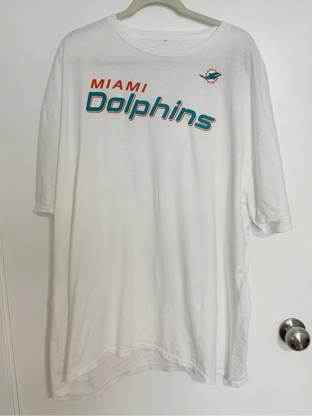 Miami‎ Dolphins White Graphic Tee